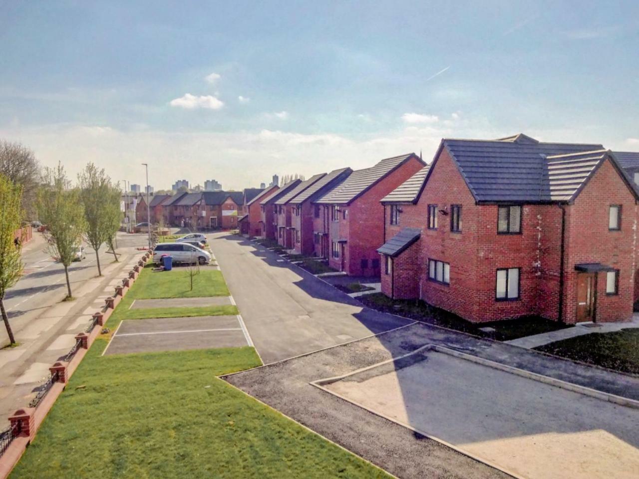 Newly Built, Splendid House For 5 In Manchester! 外观 照片