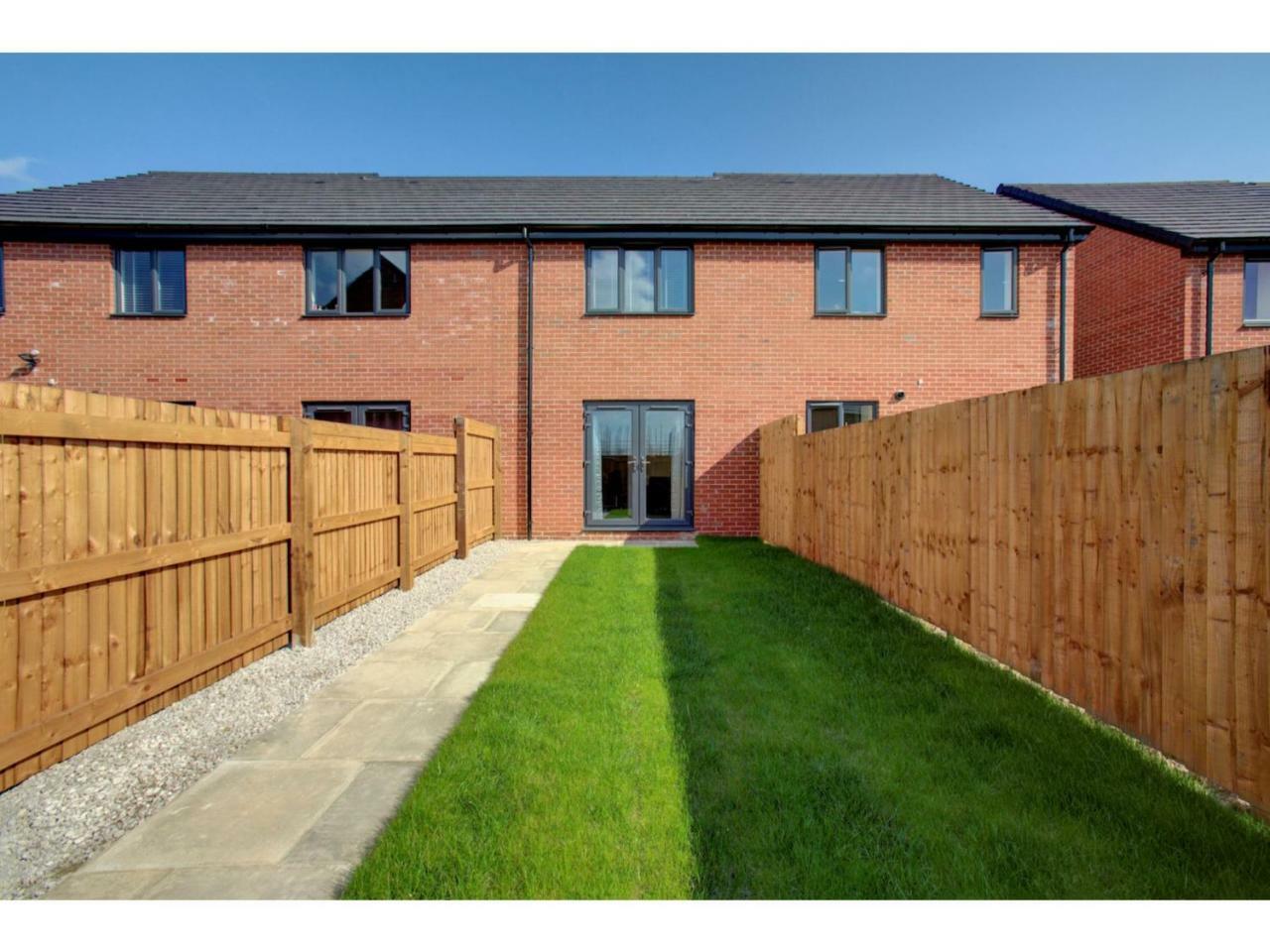 Newly Built, Splendid House For 5 In Manchester! 外观 照片